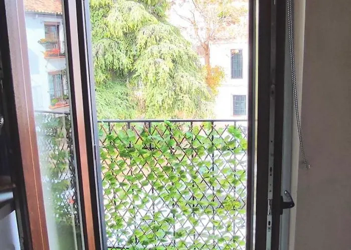 Cuesta De Piletas 10 *